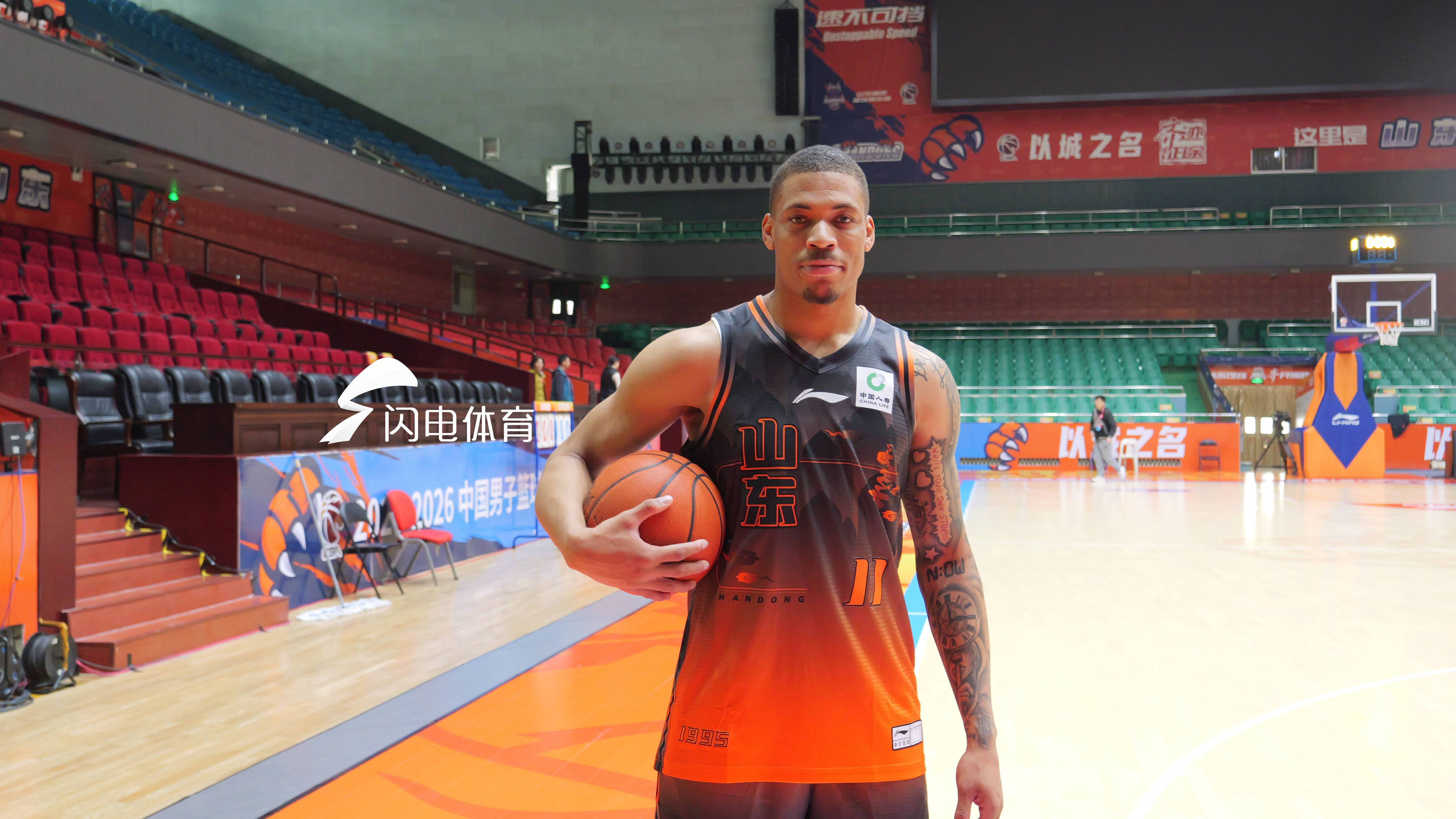 yl7703永利-山东高速主场迎战江苏，新外援今晚将迎首秀，邱彪透露琼斯伤情