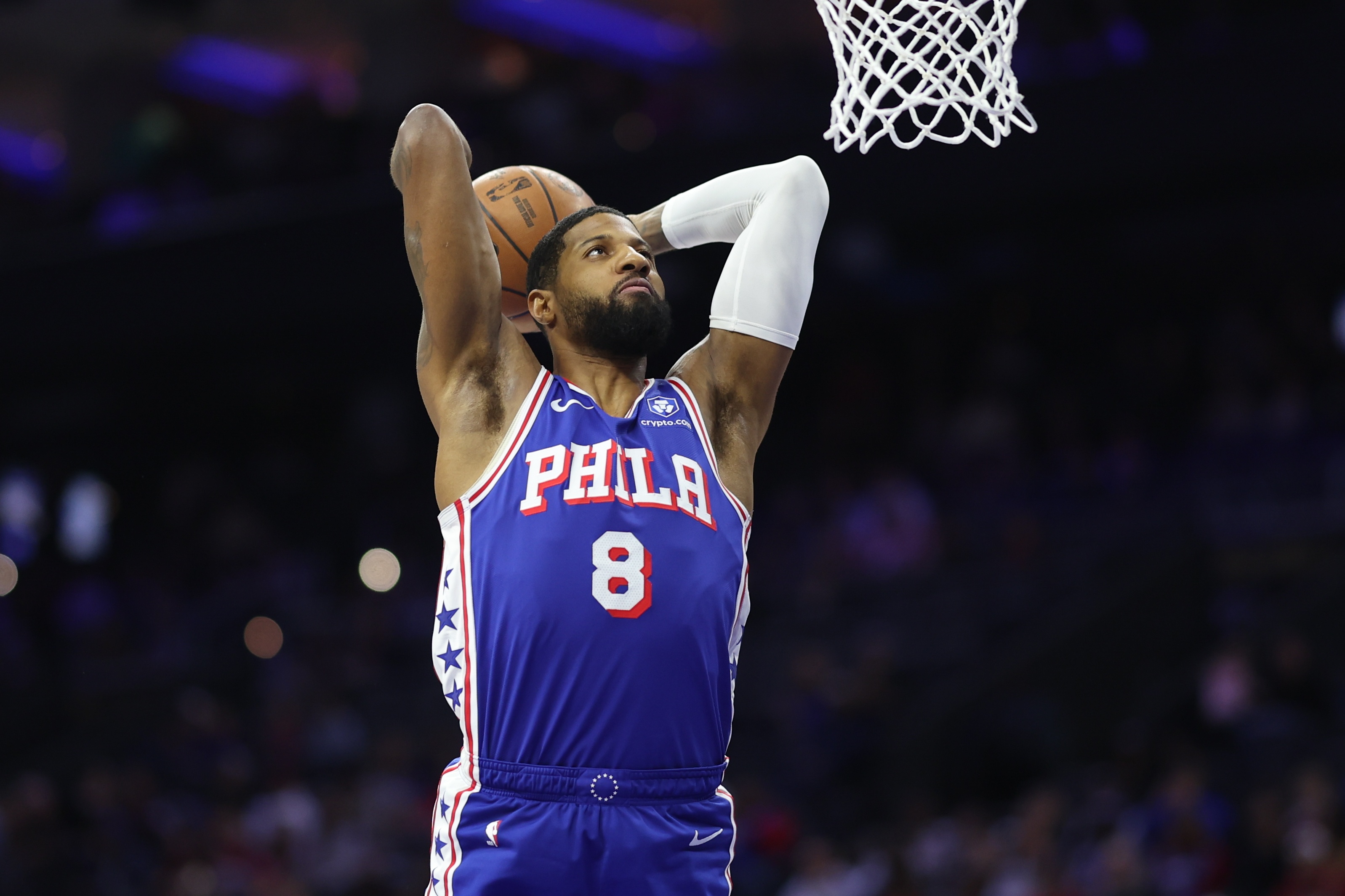 yl7703永利-纳斯：乔治展现个人出色的领导力 展示了自己多样的进攻手段